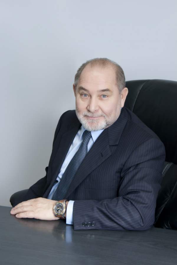 Поздравляем Льва Николаевича Бочарова!